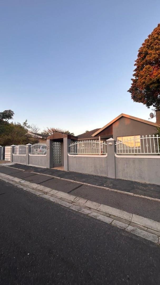Parow North Property Property and houses for sale in Parow North