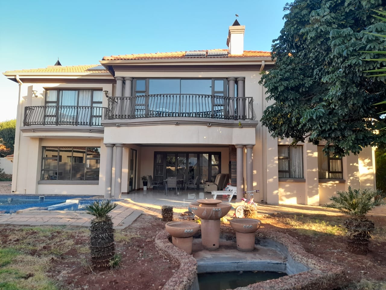 5 Bedroom House for sale in Zambezi Country Estate P24114510992