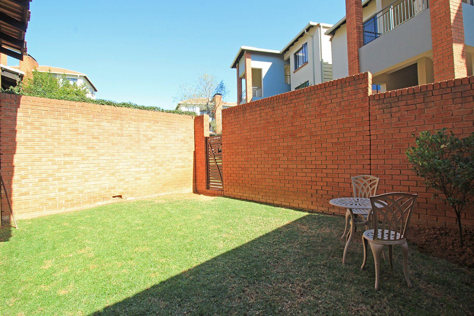 2 Bedroom Apartment / flat for sale in Greenstone Hill 342 Ss Acacia