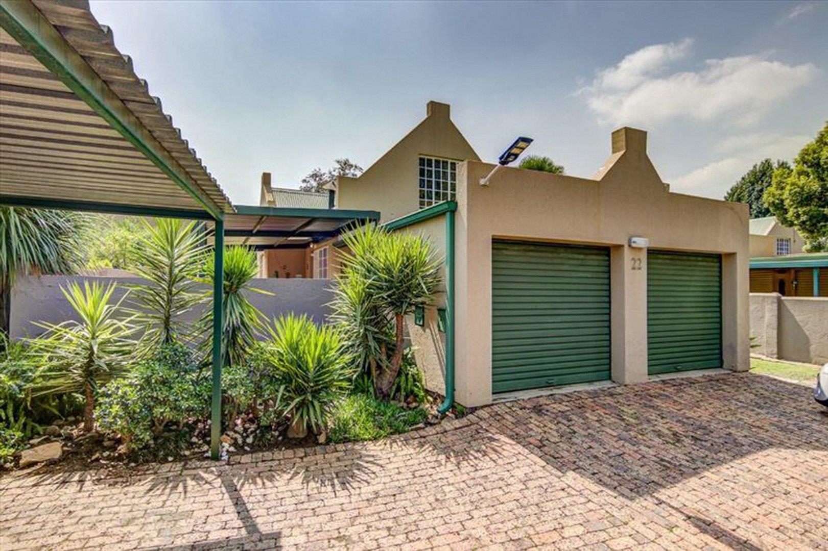 3 Bedroom Townhouse for sale in Glen Marais 22 Chardonnay, 3 Braambos