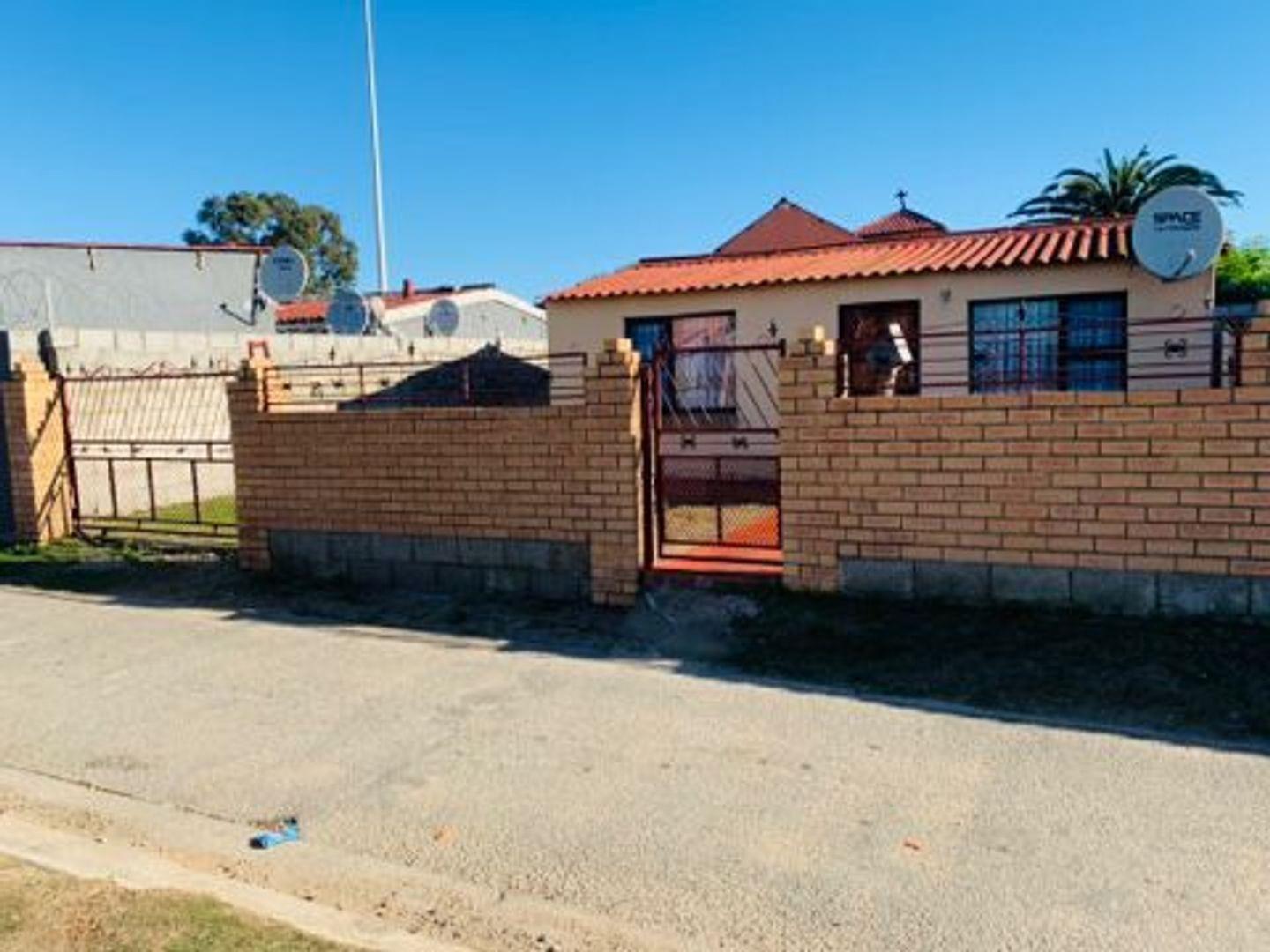 Kwazakhele Property Property and houses for sale in Kwazakhele