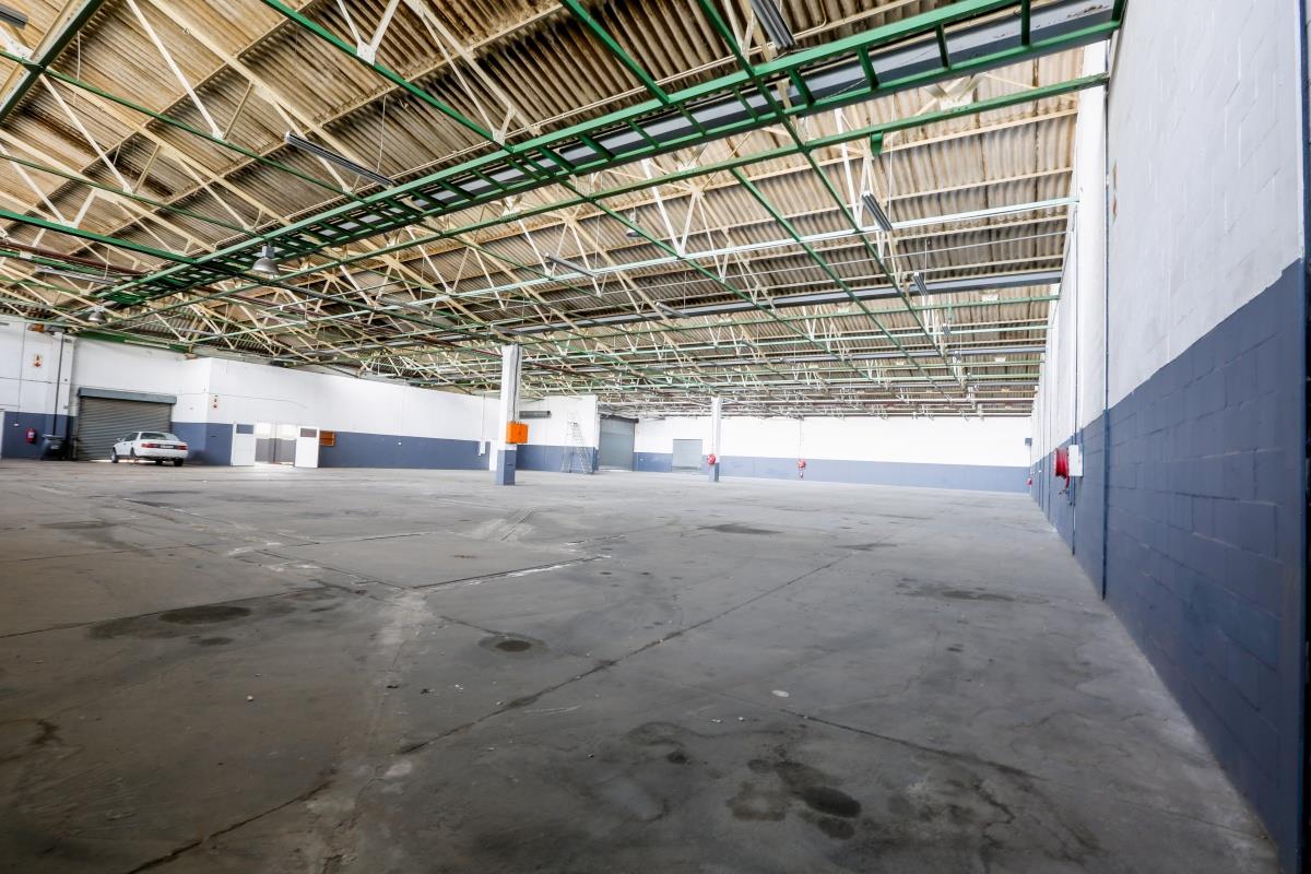 Industrial property to rent in Blackheath Industrial P24114516503