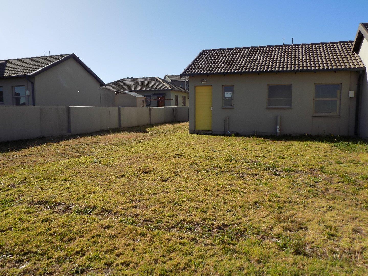 2 Bedroom House for sale in Dunnottar 16 Falcon Road Dunnottar Nigel