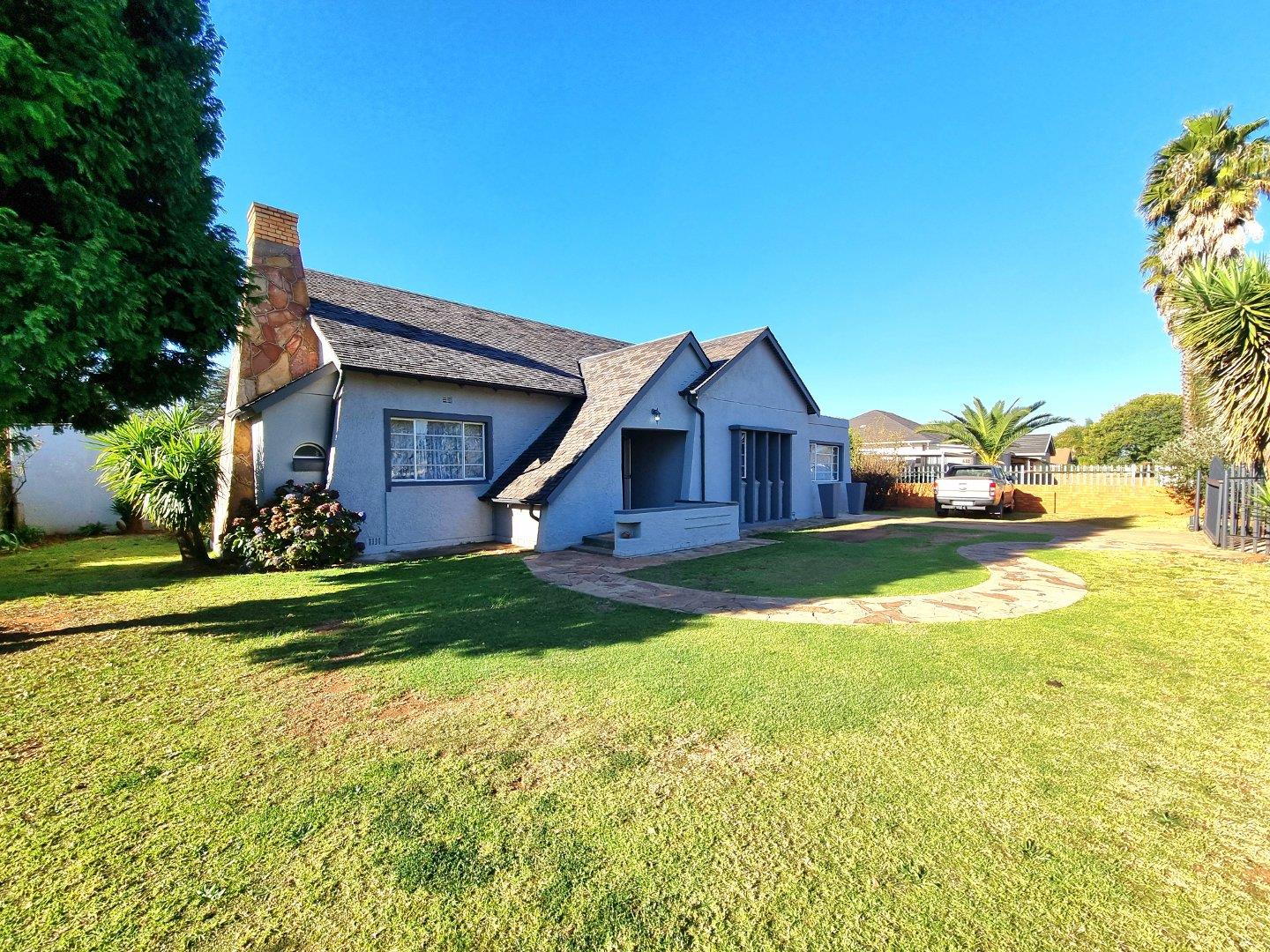 3 Bedroom House for sale in Brenthurst 650 Prince Avenue P24