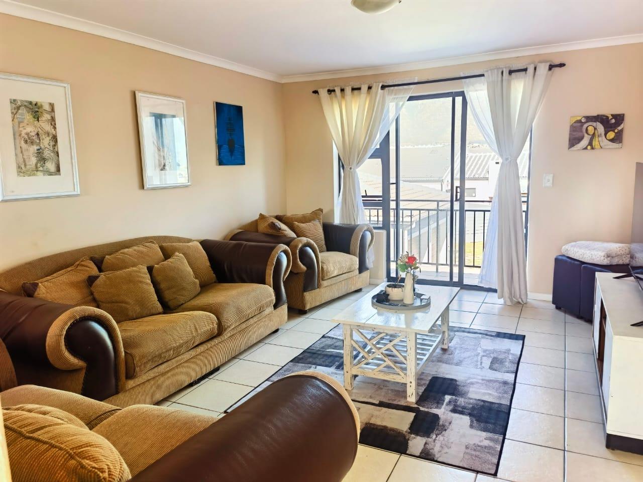 2 Bedroom Apartment / flat for sale in Fairview Golf Estate P24114517048