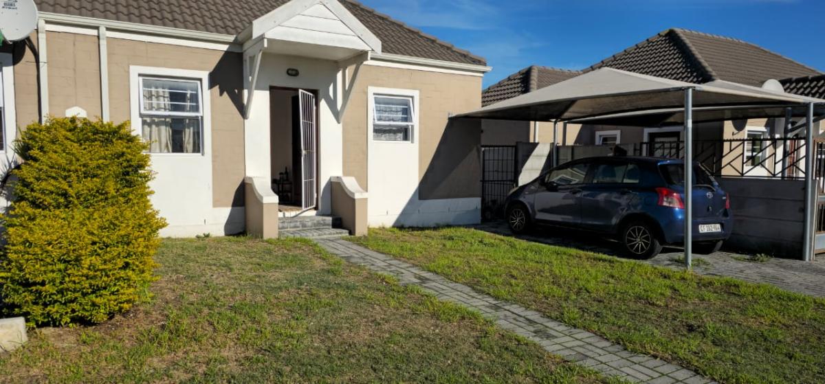 2 Bedroom House for sale in Klapmuts 38 Knorhoek Street, Pinotage