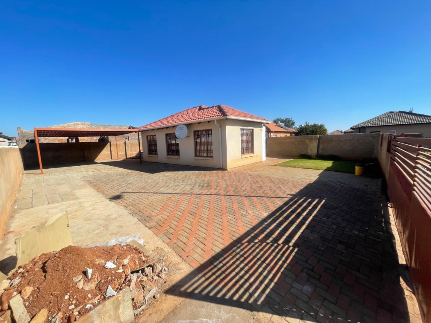 3 Bedroom House to rent in The Orchards P24114518926