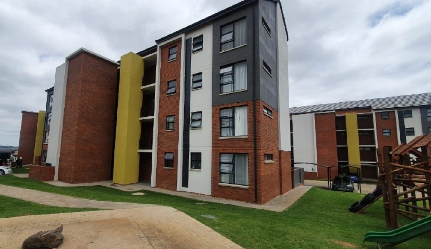 Clubview Property Apartments / flats for sale in Clubview