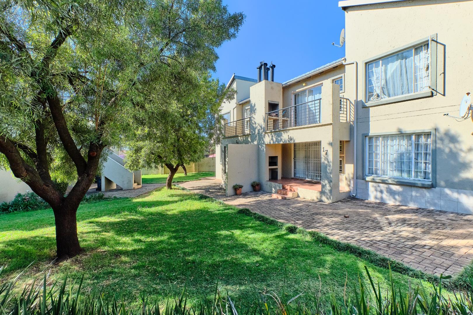 2 Bedroom Apartment / flat for sale in Northgate P24114521420