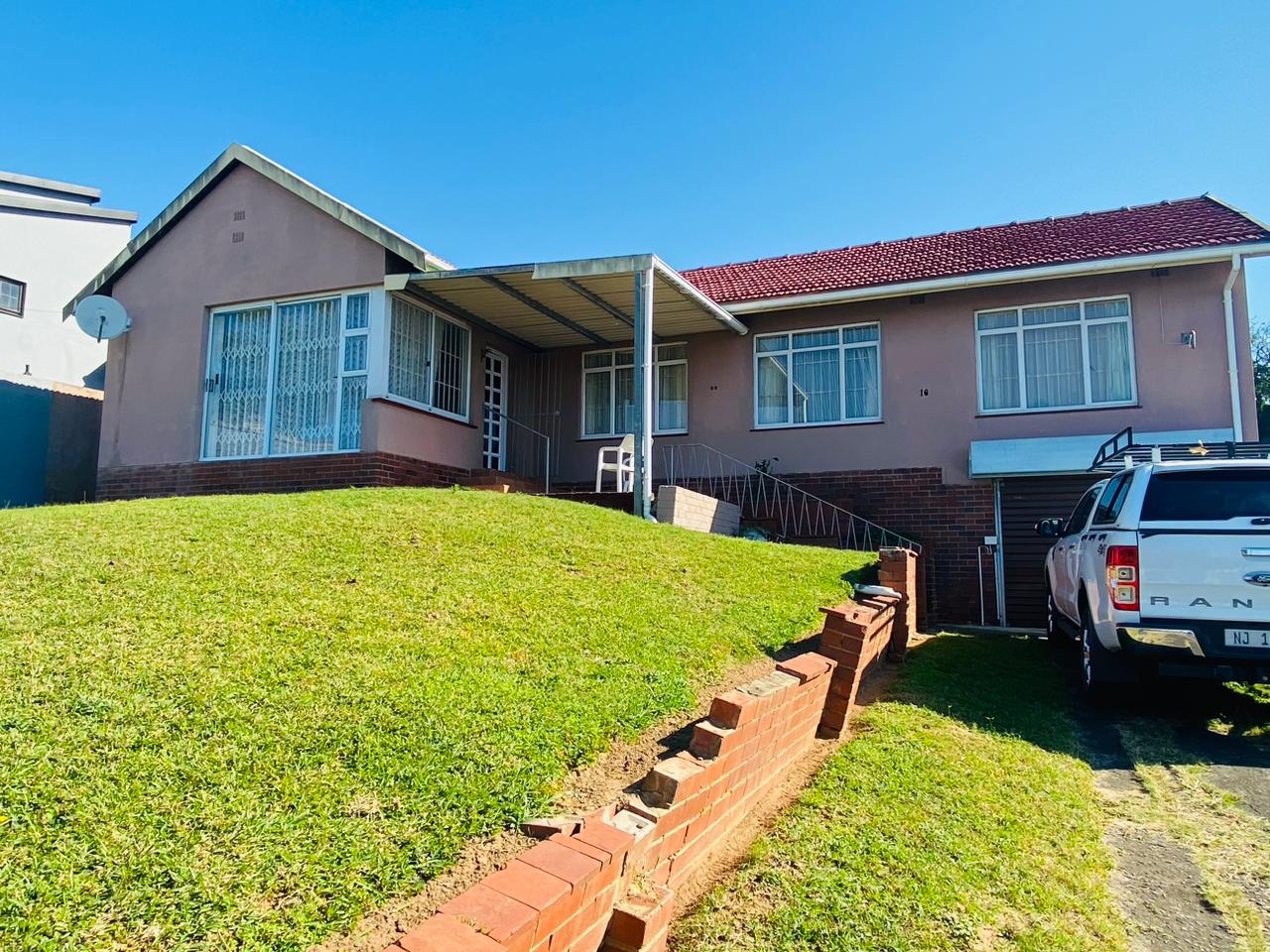 5 Bedroom House for sale in Margate P24114522090