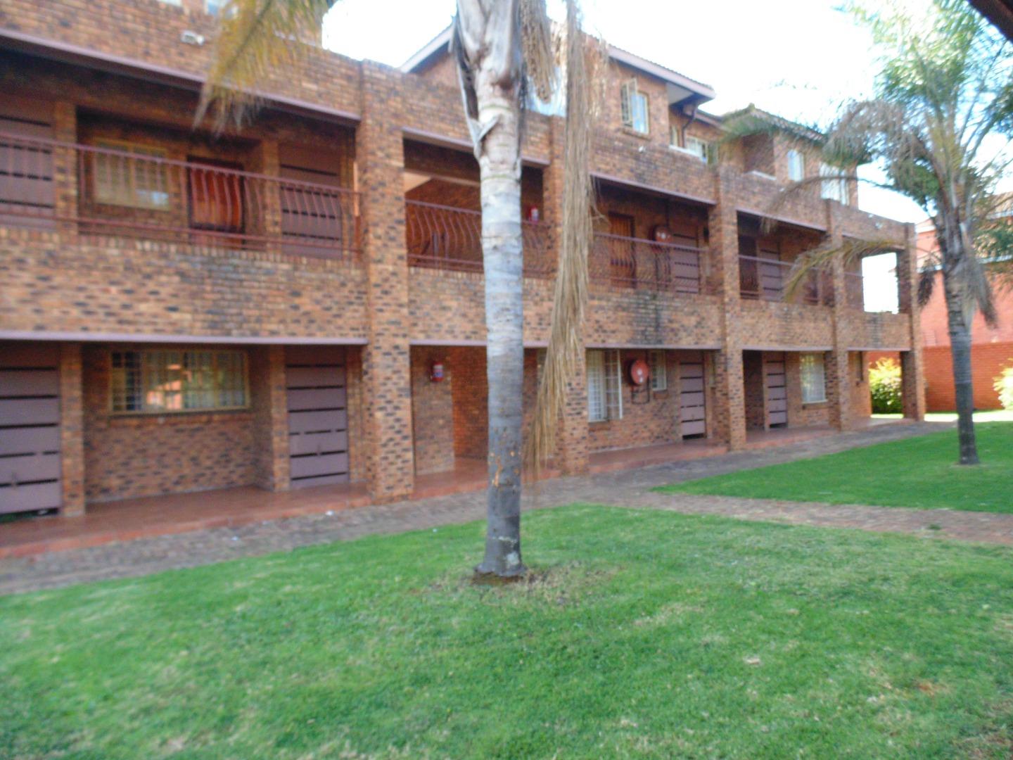 14 Bedroom Apartment / flat for sale in Weltevreden Park Clifton