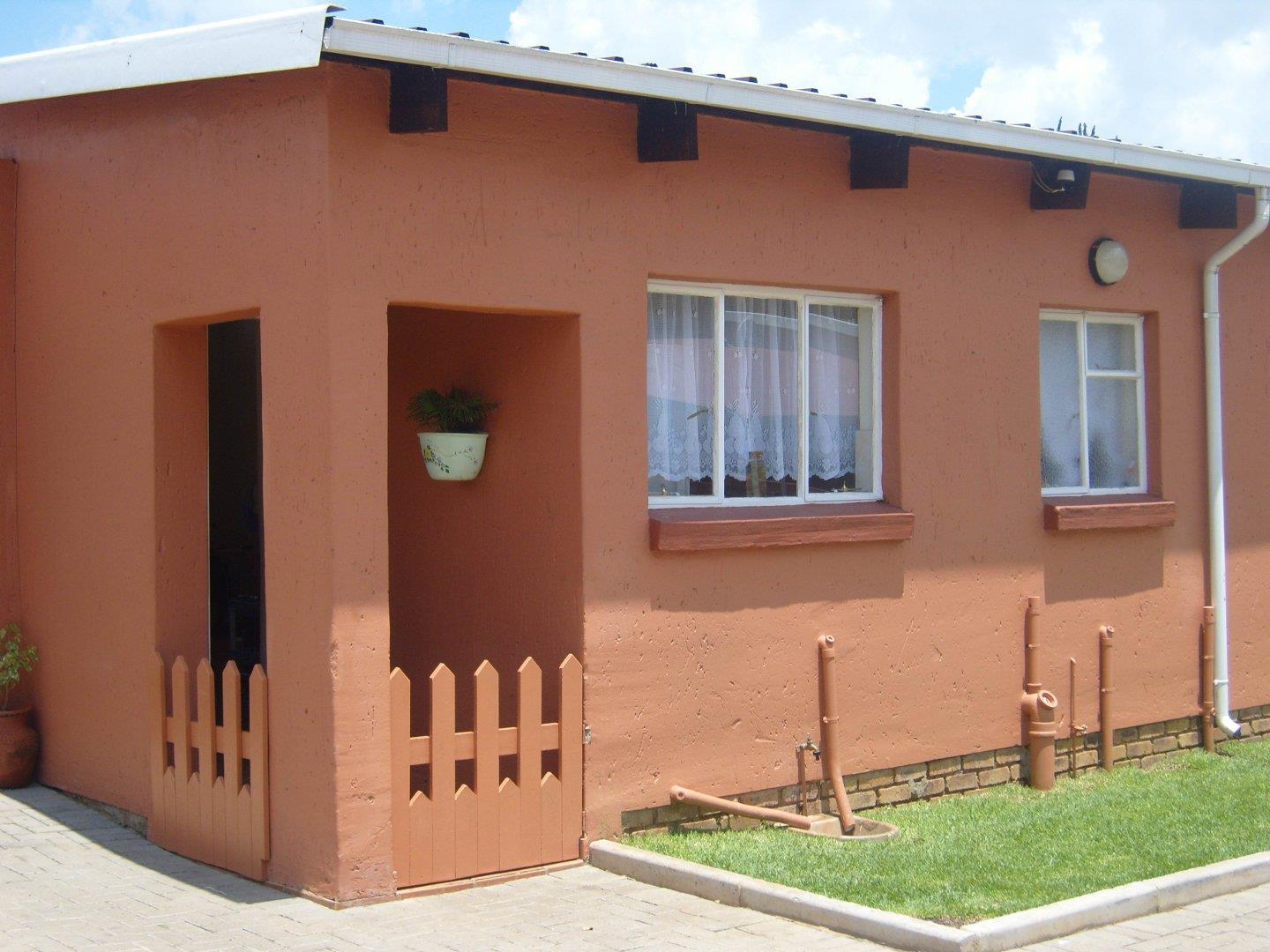 Townhouses for sale in Heidelberg, Gauteng Heidelberg, Gauteng