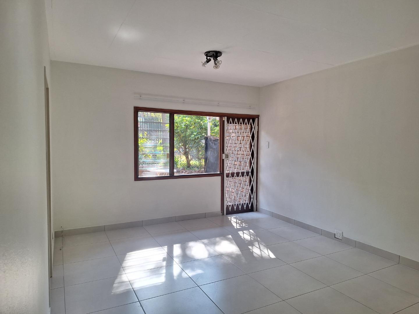 2 Bedroom Townhouse for sale in Lynnwood Manor Gardens, 11 Lynburn