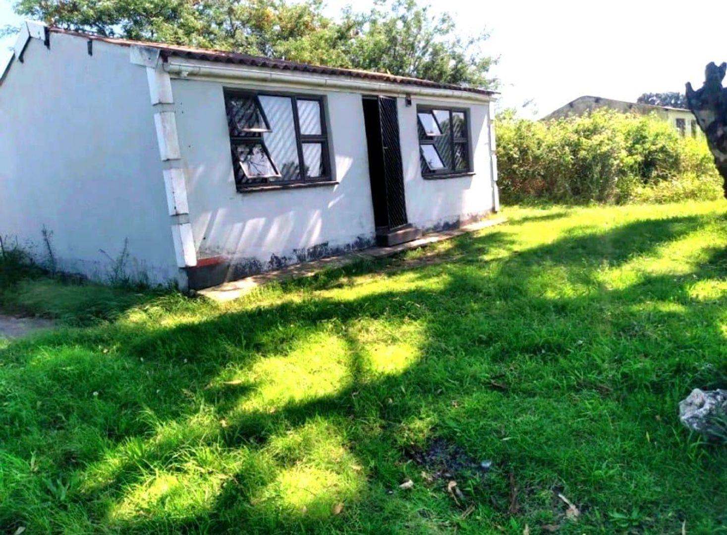 2 Bedroom House for sale in Mdantsane Nu 1 P24114522653
