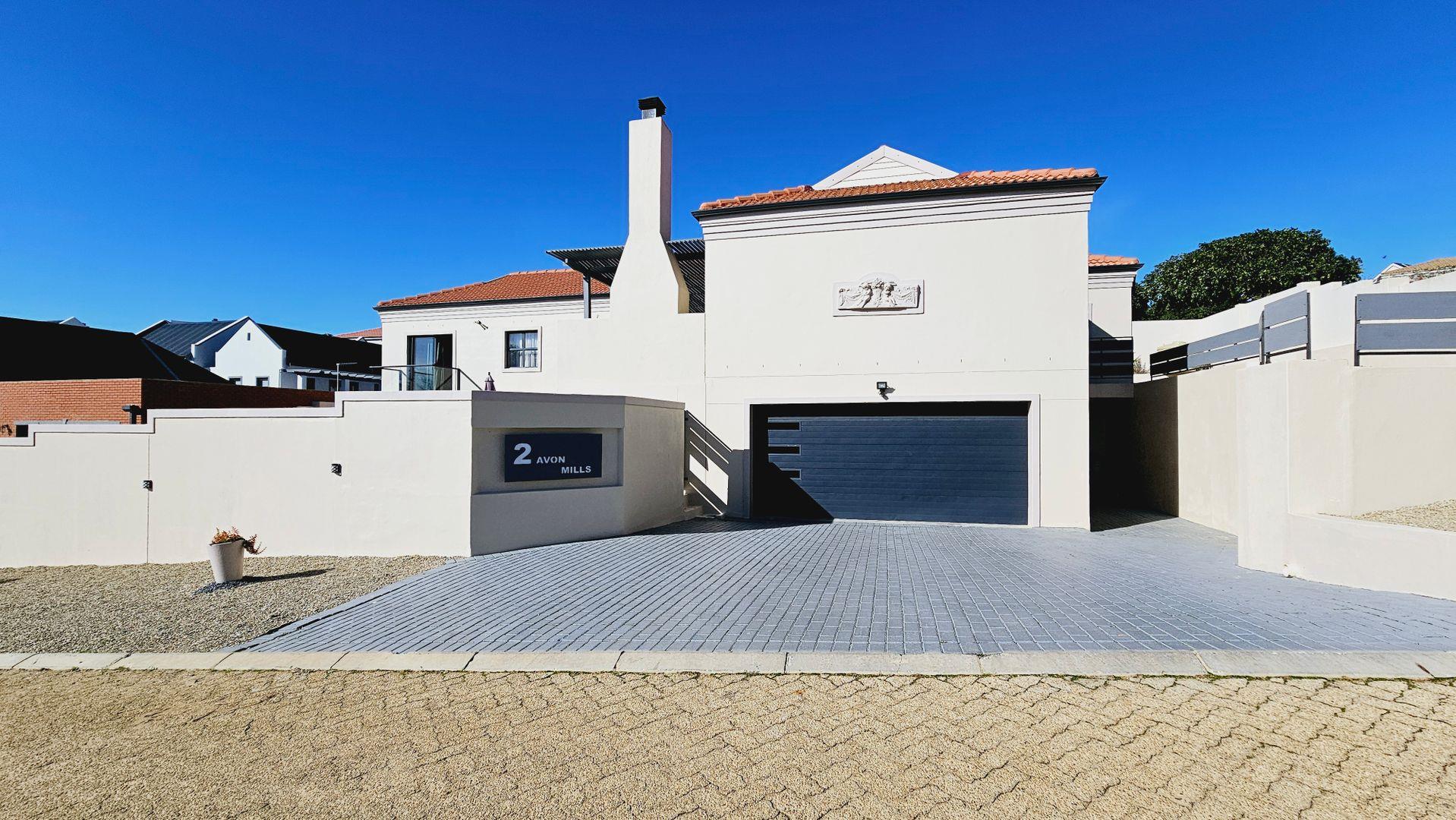4 Bedroom House for sale in Mount Royal Golf Estate P24114523654