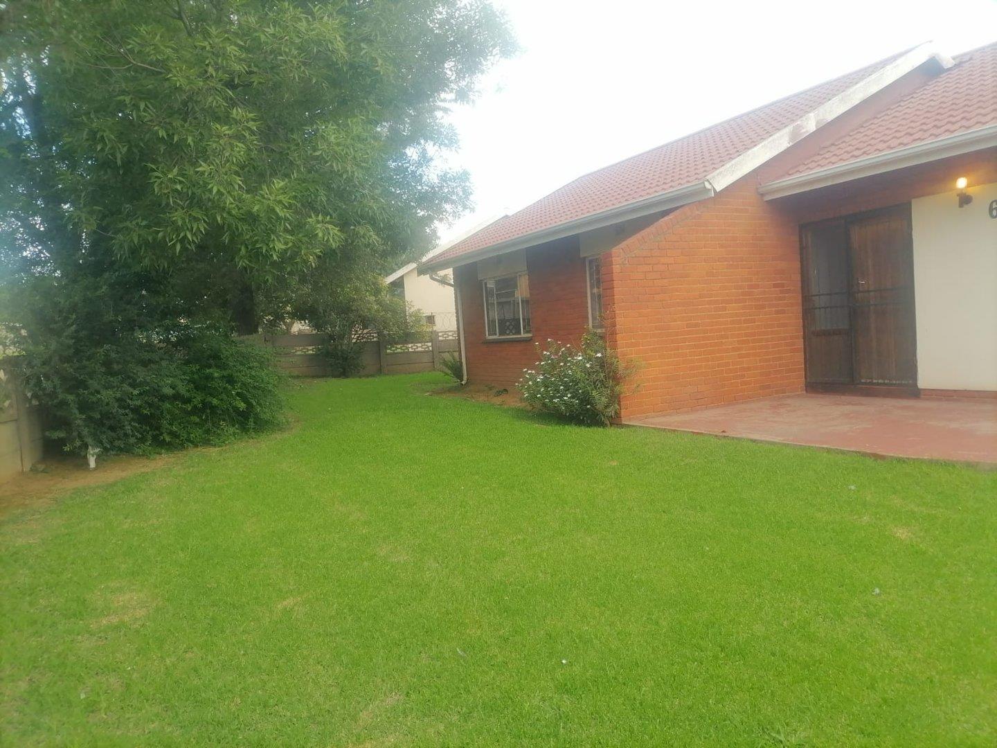 4 Bedroom House for sale in Reyno Ridge P24114524396