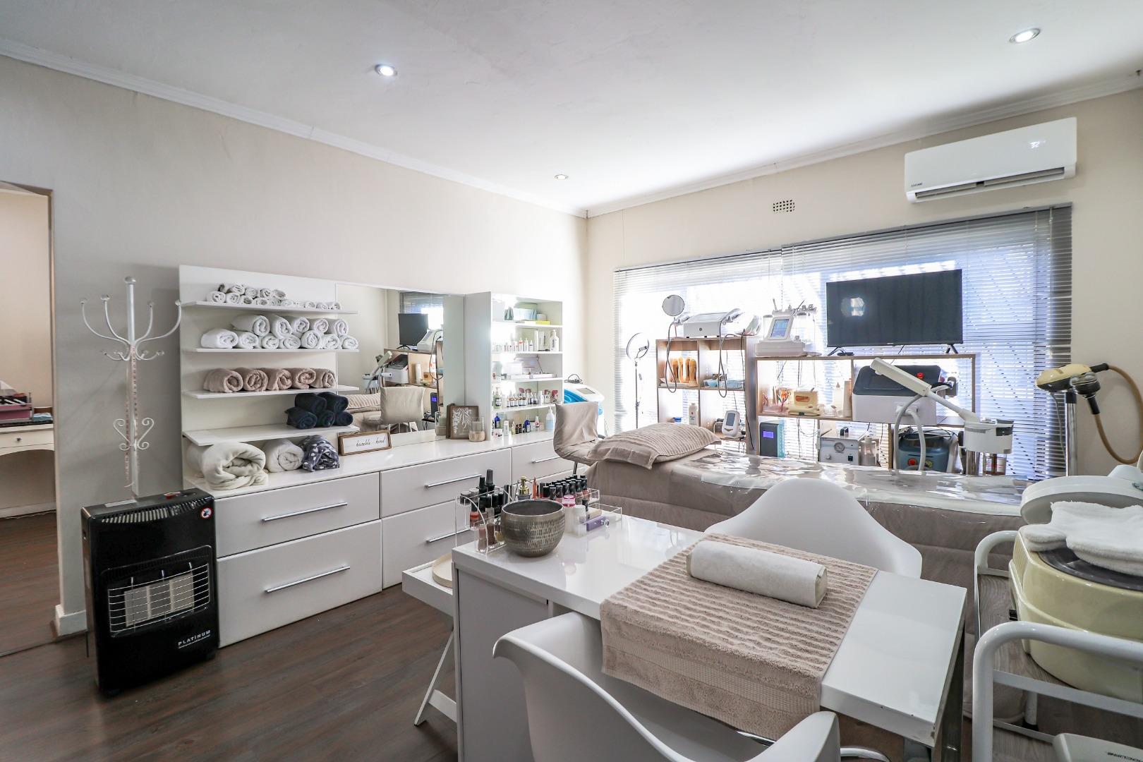 3 Bedroom House for sale in Mayfair West P24114524774