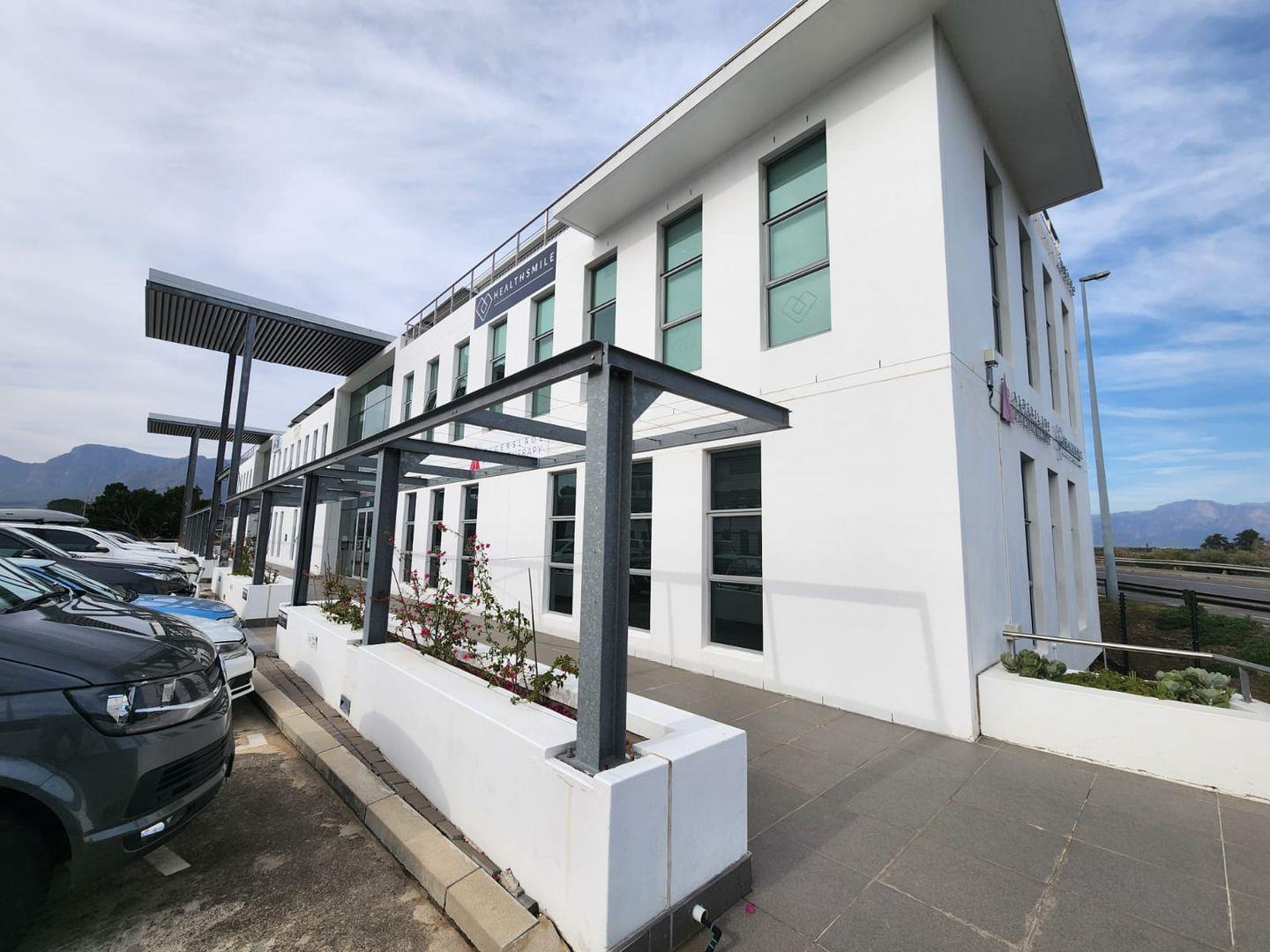 Commercial property to rent in Paarl Central 1 Cecilia Square, 53 New