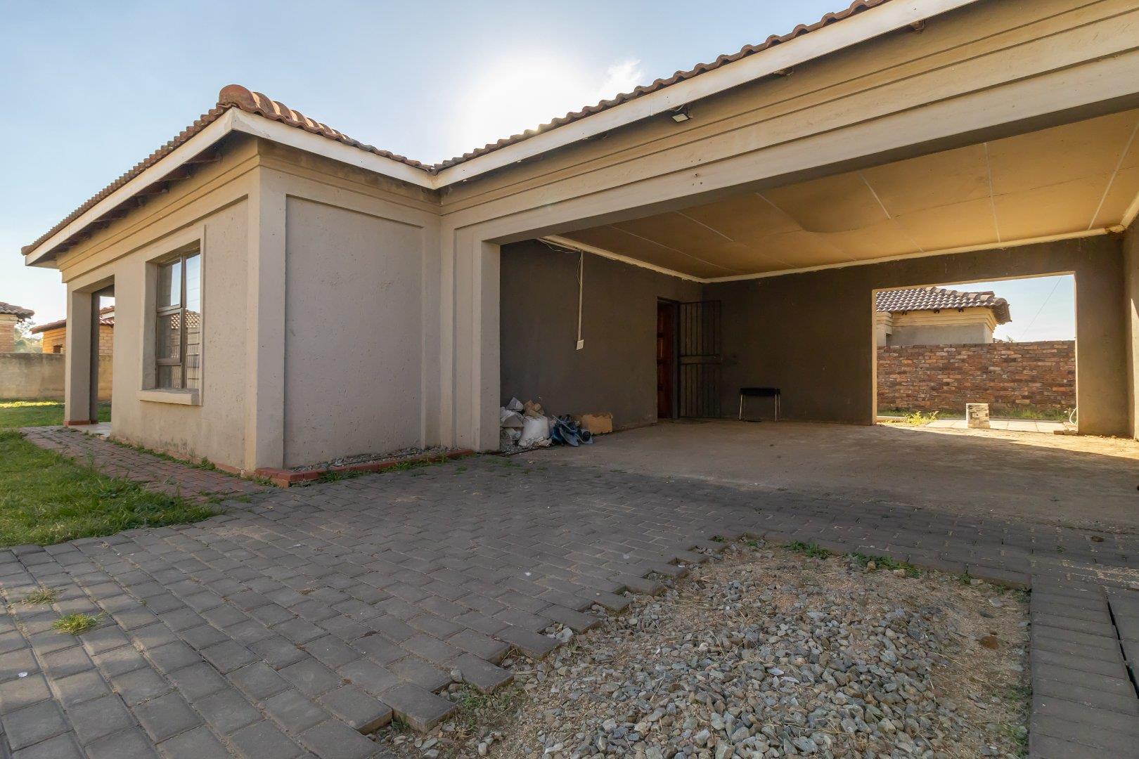 East Rand Property House for sale in East Rand Page 4