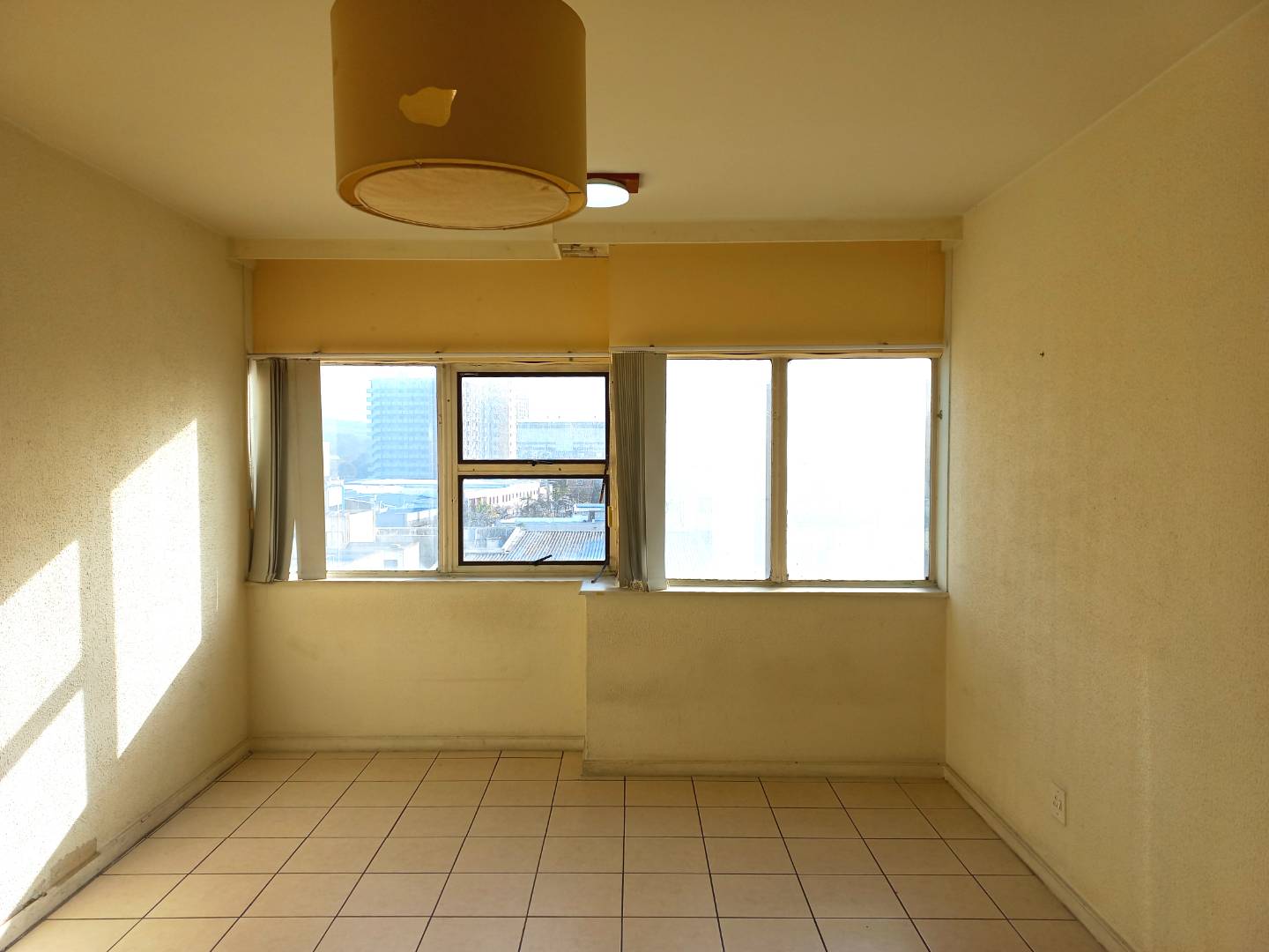 1 Bedroom Apartment / flat for sale in Bellville Central P24114527362