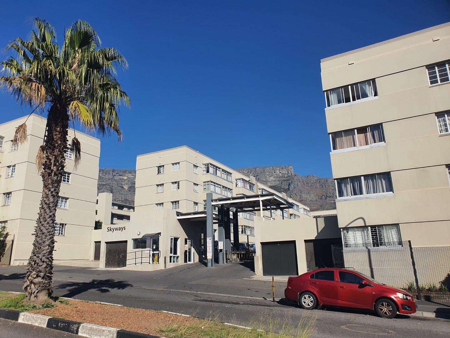 1 Bedroom Apartment / flat for sale in Zonnebloem P24114529807