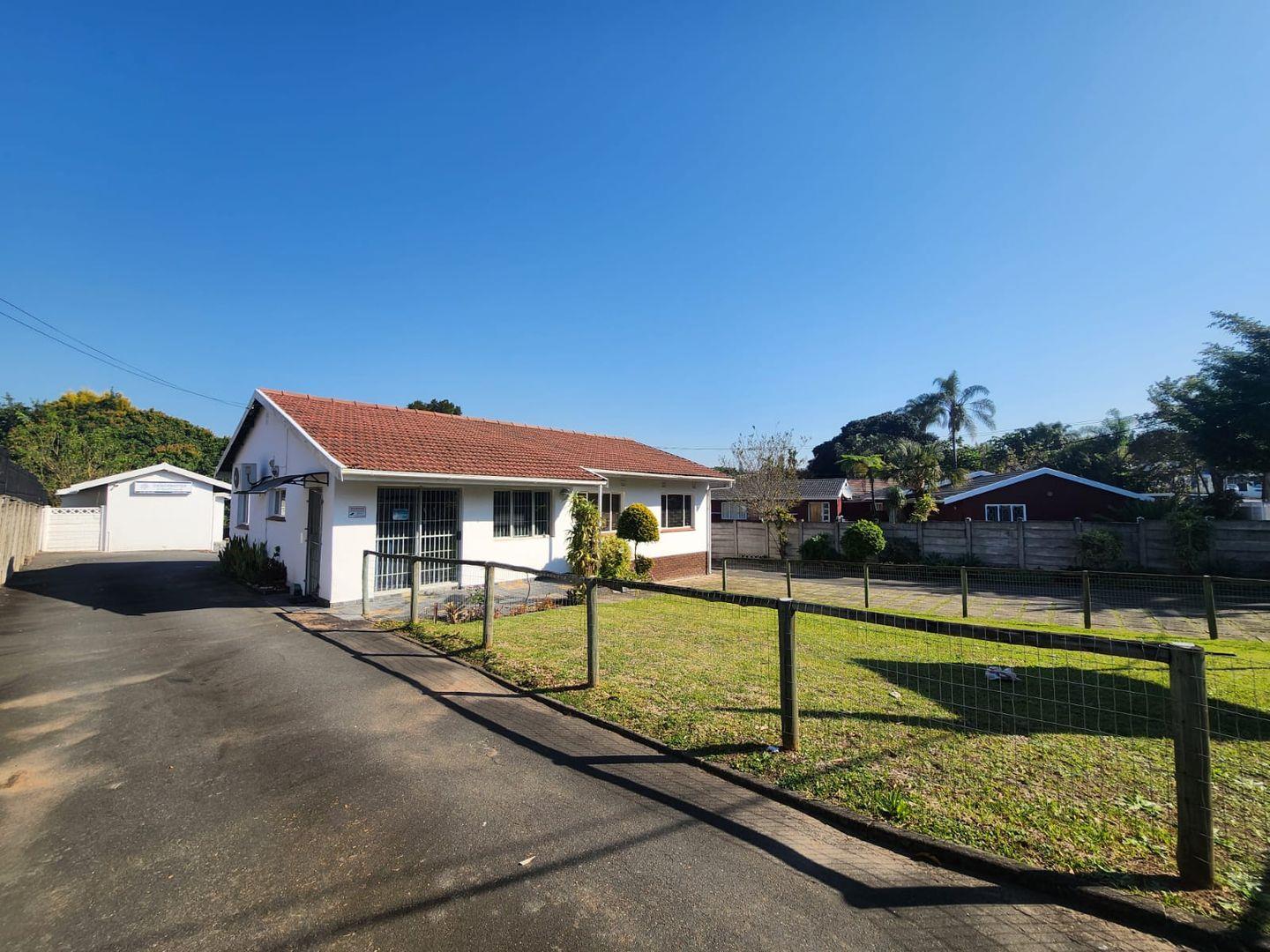 Property and houses to rent in Queensburgh Queensburgh Property