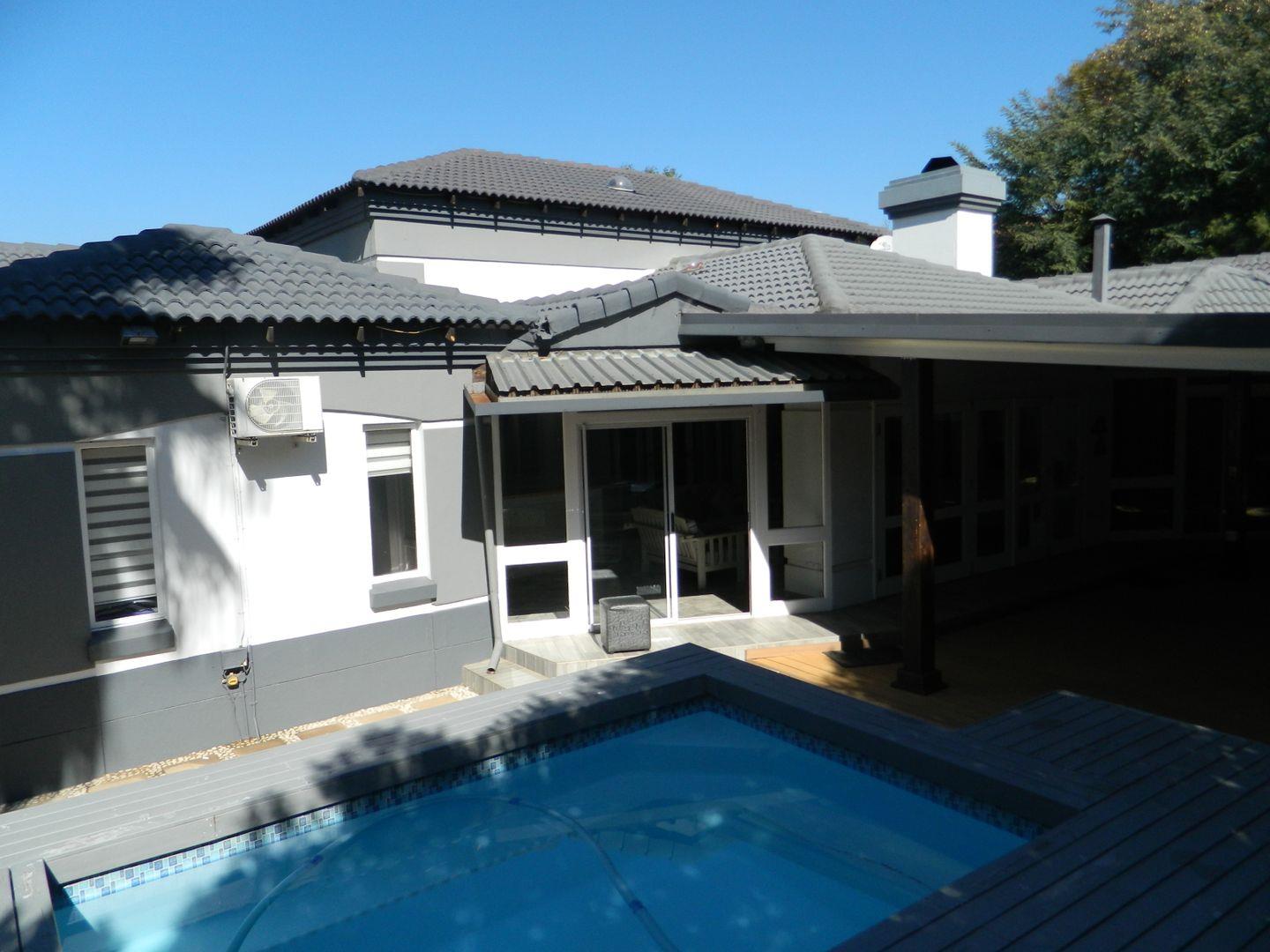 Silver Lakes Golf Estate Property Property and houses to rent in