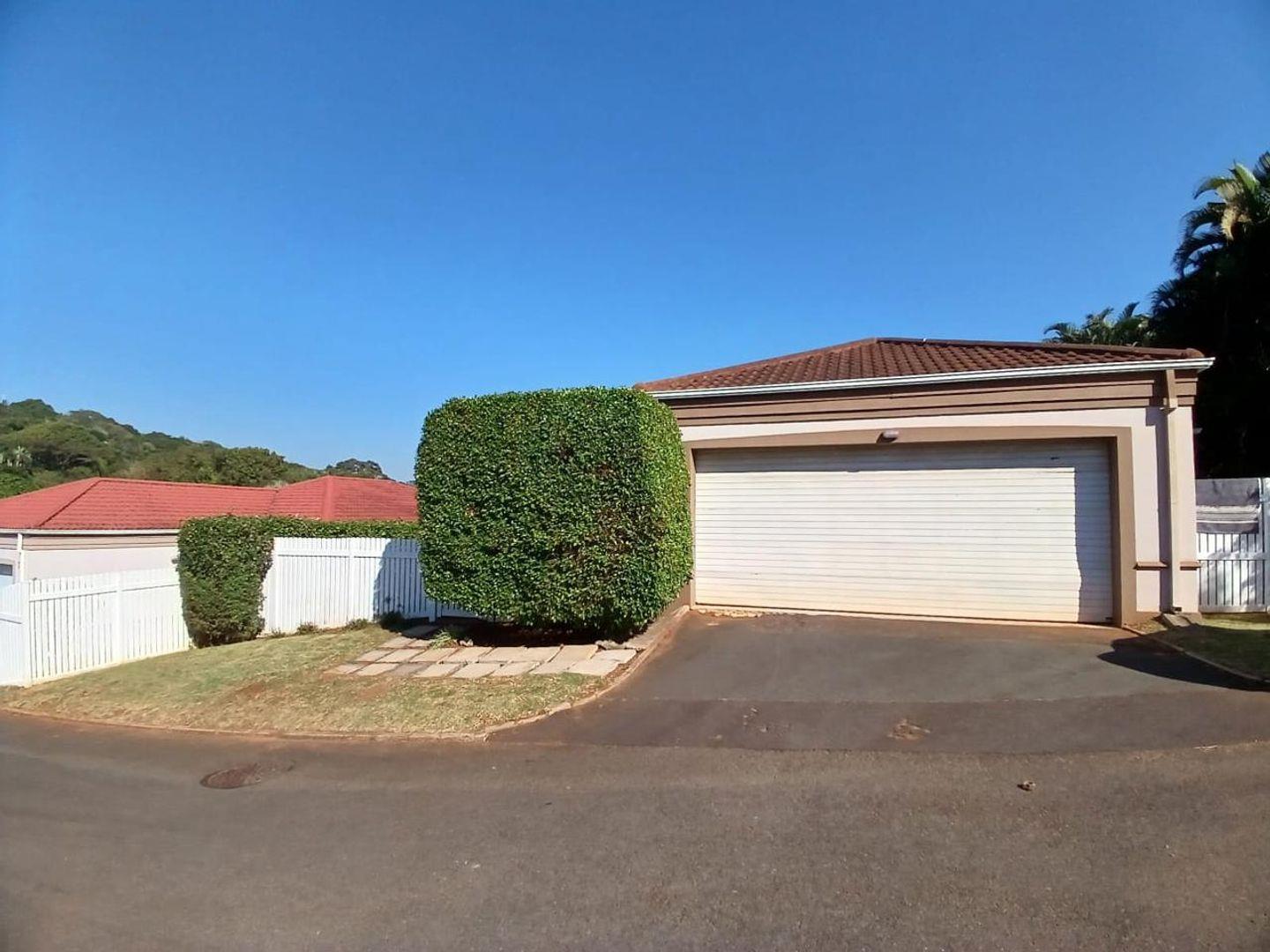 3 Bedroom Townhouse for sale in Ballito Central P24114532594