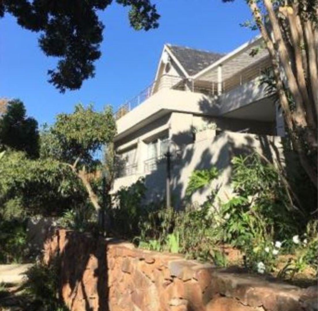7 Bedroom House for sale in Waterkloof Ridge P24114533021
