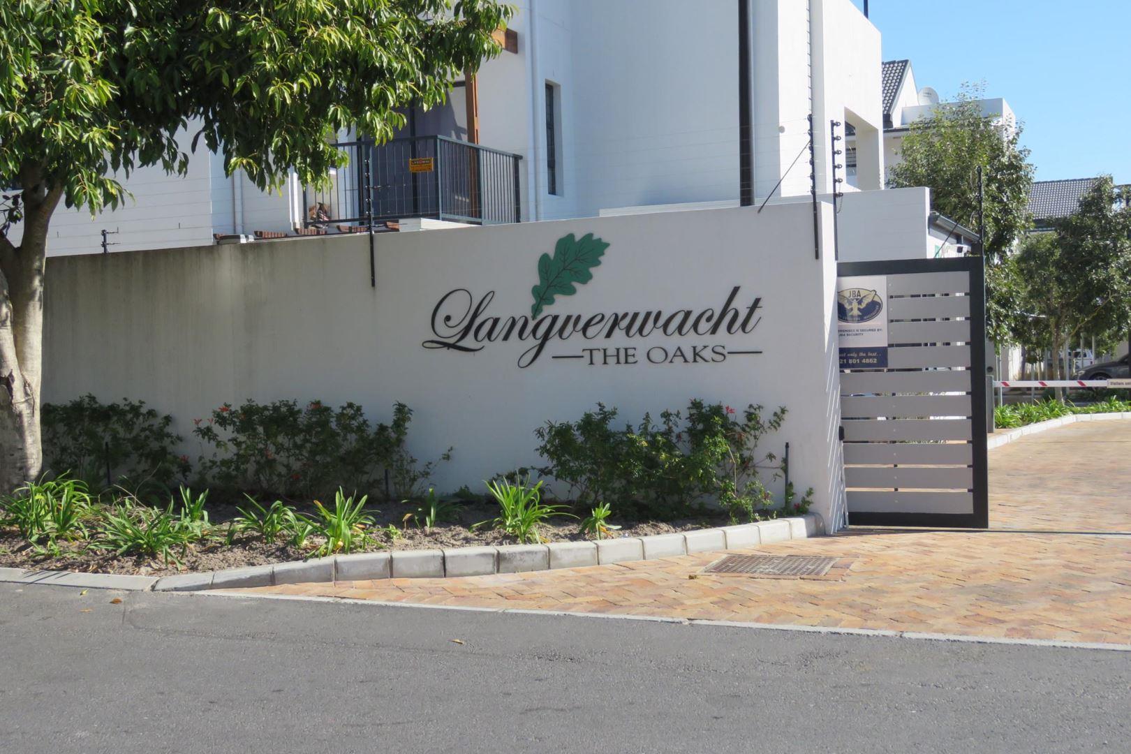 2 Bedroom Apartment / flat for sale in Silver Oaks P24114533273