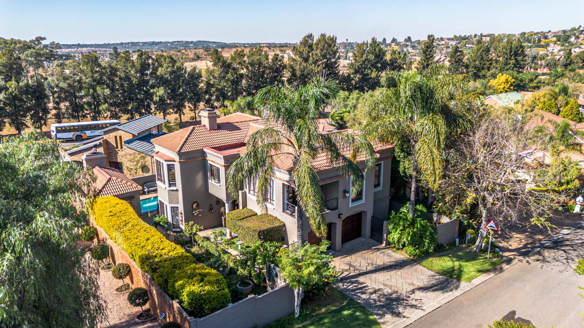 5 Bedroom House for sale in Moreleta Park Hillside Estate, 36 Vungu