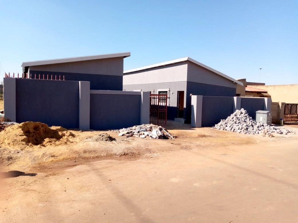 House to rent in Vosloorus P24114535528