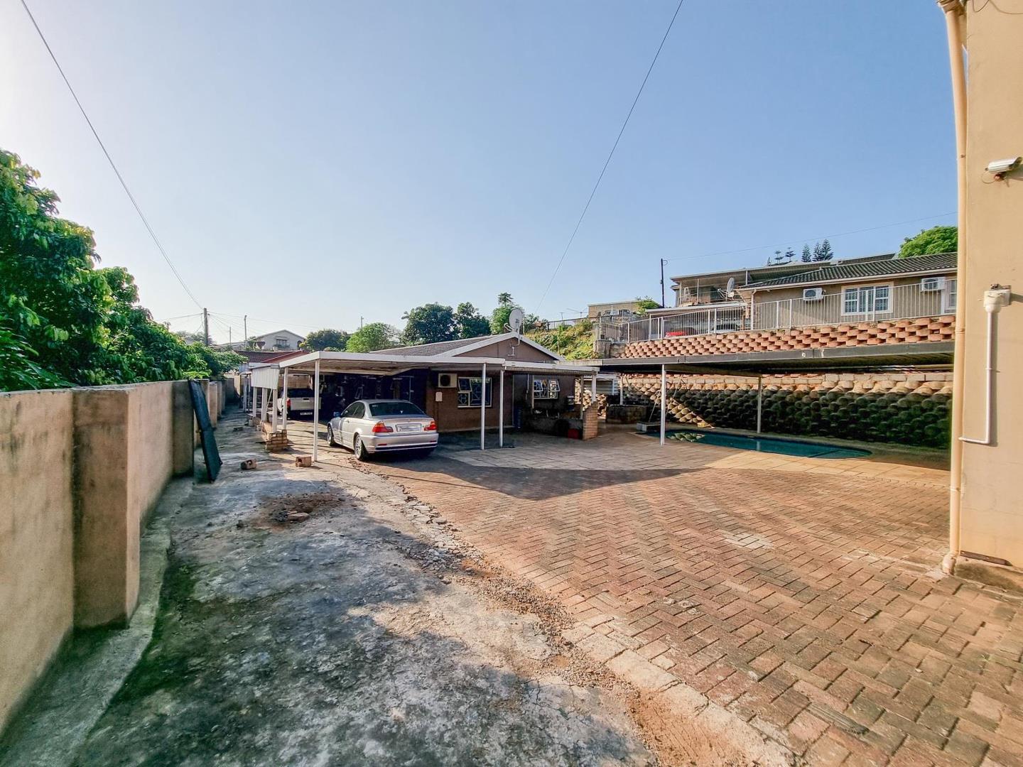 4 Bedroom House for sale in Southgate P24114536978