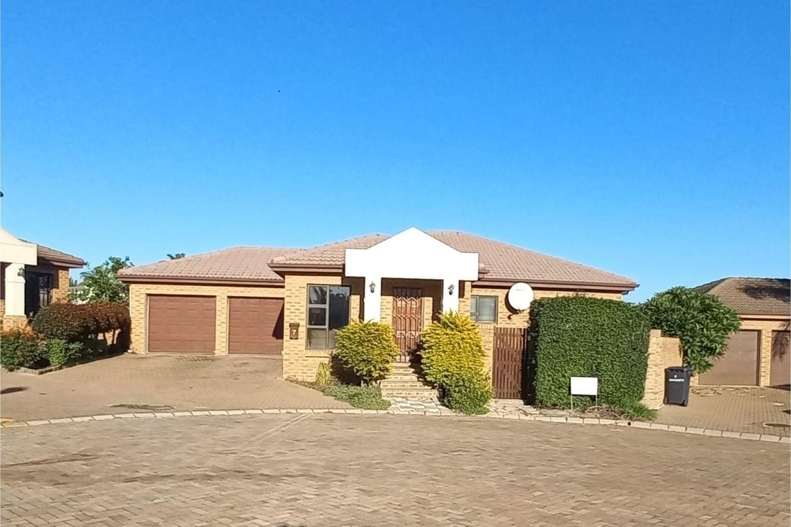 Welgevonden Estate, Durbanville Property Houses for sale in