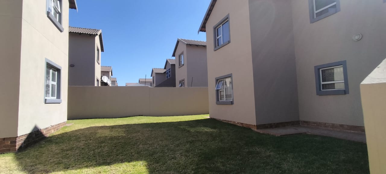 2 Bedroom Townhouse for sale in Ivydale P24114538631