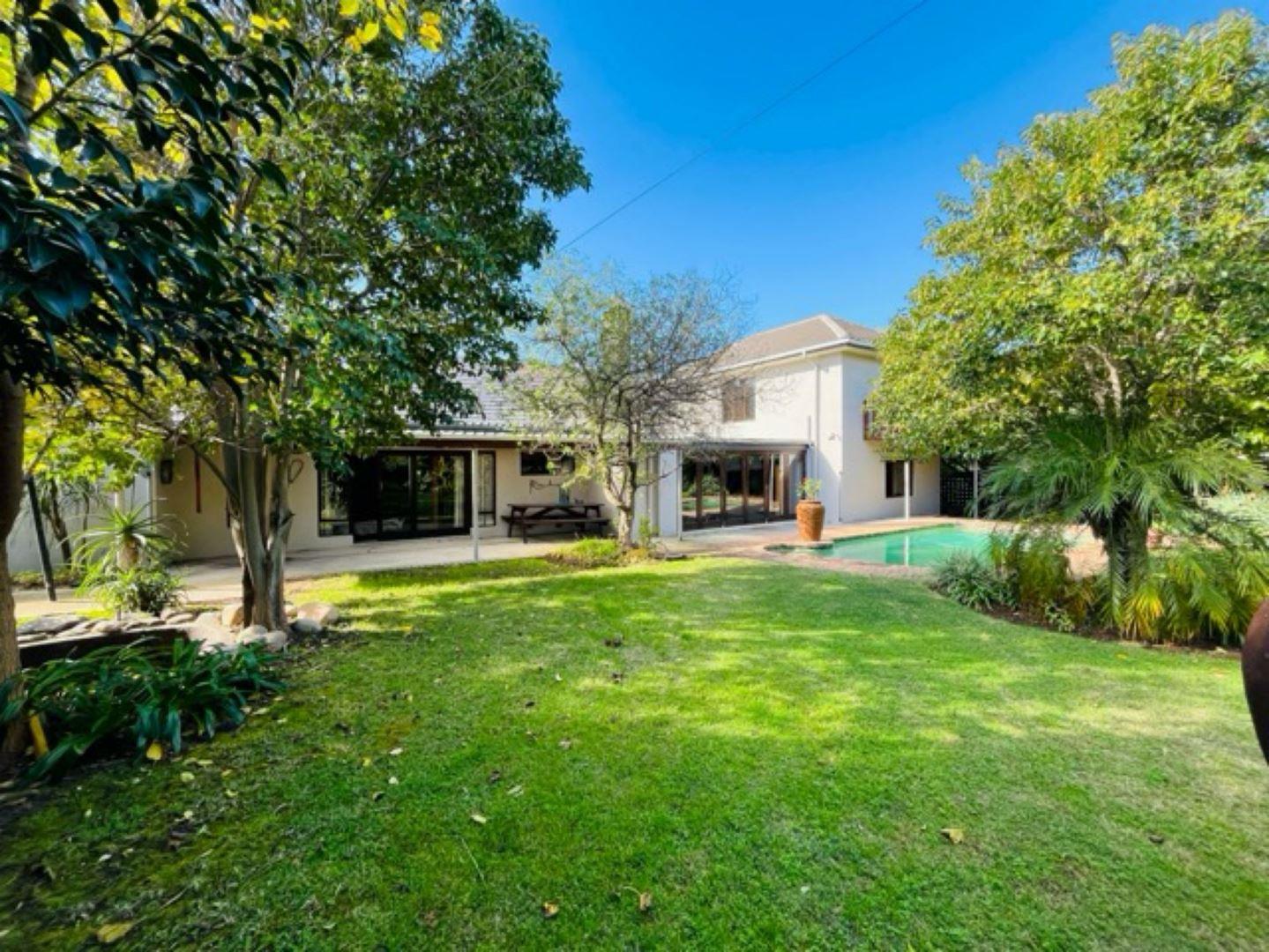 6 Bedroom House for sale in Langerug 4 Krige Street P24114538745