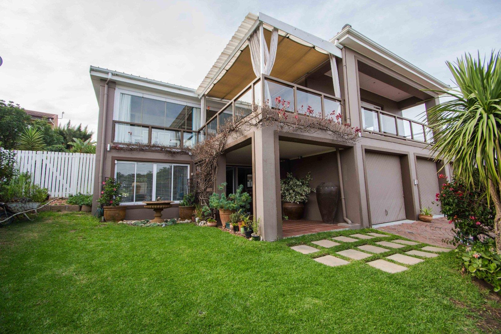 Olive Grove Property Property and houses for sale in Olive Grove