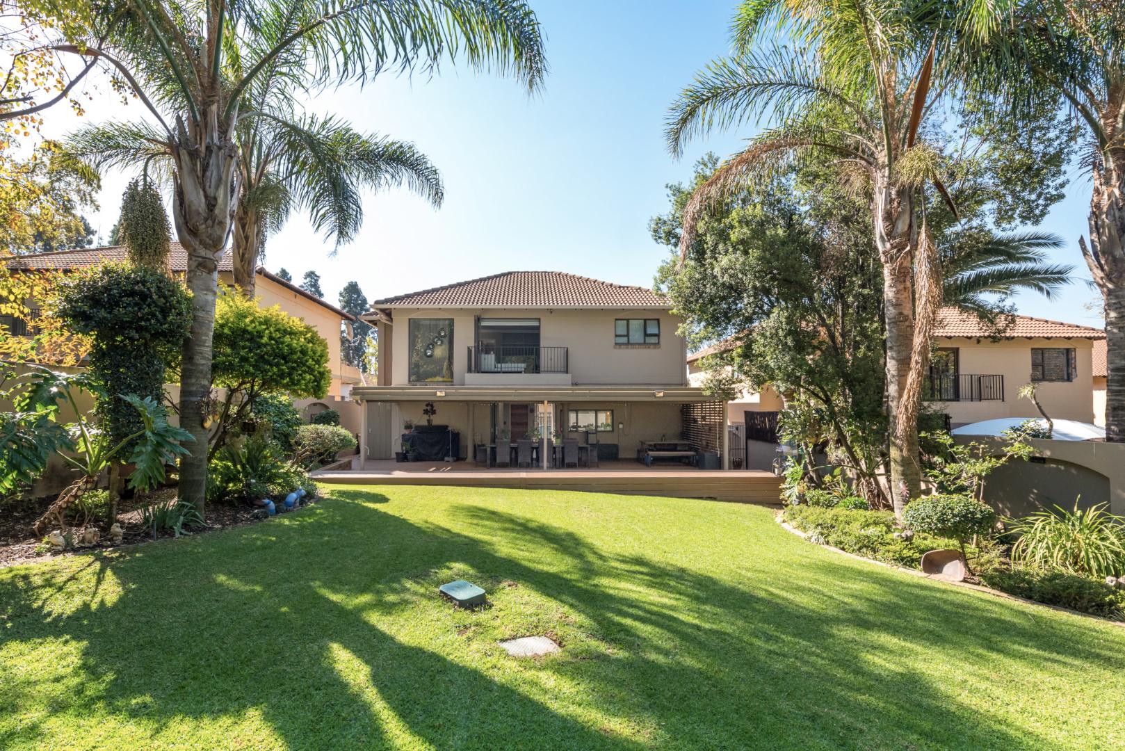 3 Bedroom House for sale in Thornhill Estate Thornhill Estate, 42 U