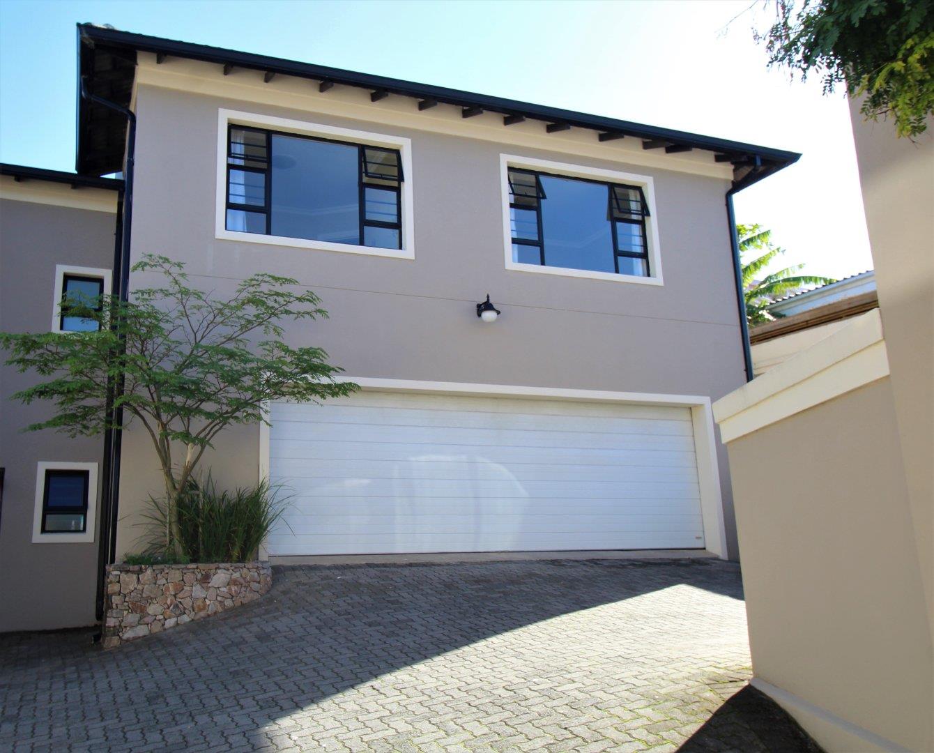 Beacon Bay Property Townhouses for sale in Beacon Bay Property24