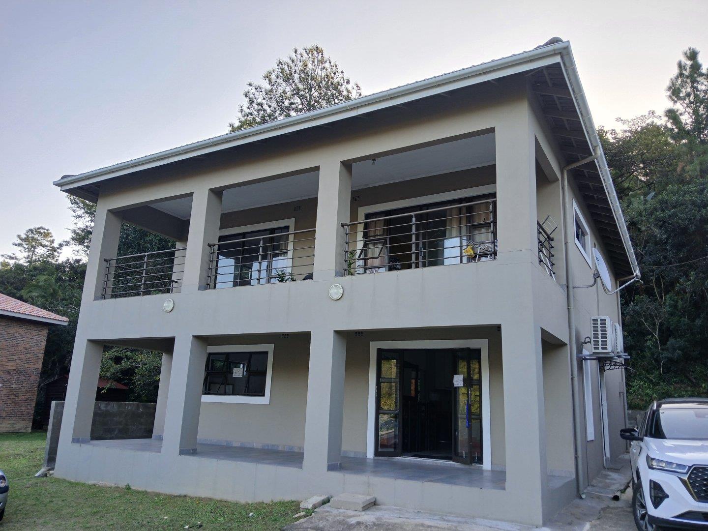 4 Bedroom Townhouse for sale in Ifafa Beach P24114540209