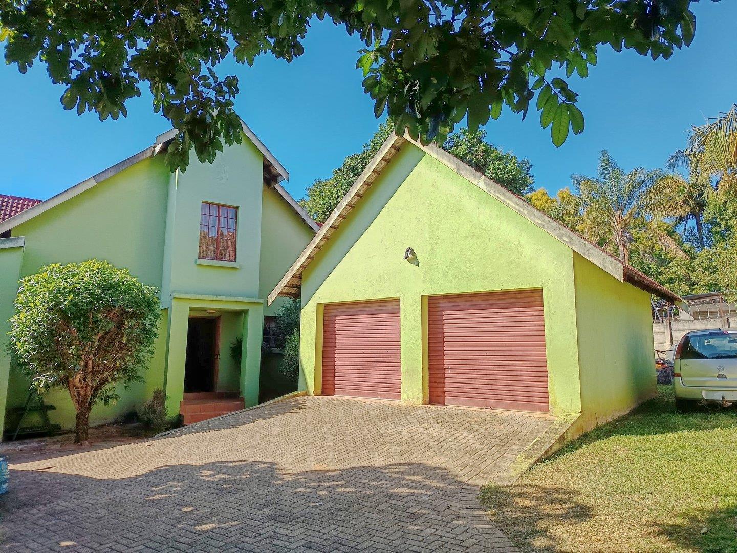 3 Bedroom House for sale in Kingsview Ext 3 35 Taaibos Street P24