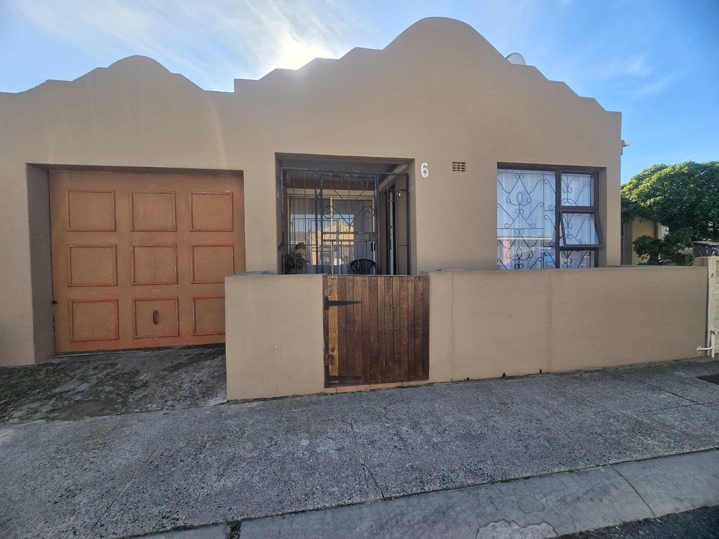 3 Bedroom House for sale in Rocklands 6 Ask Agent Street P24114542202