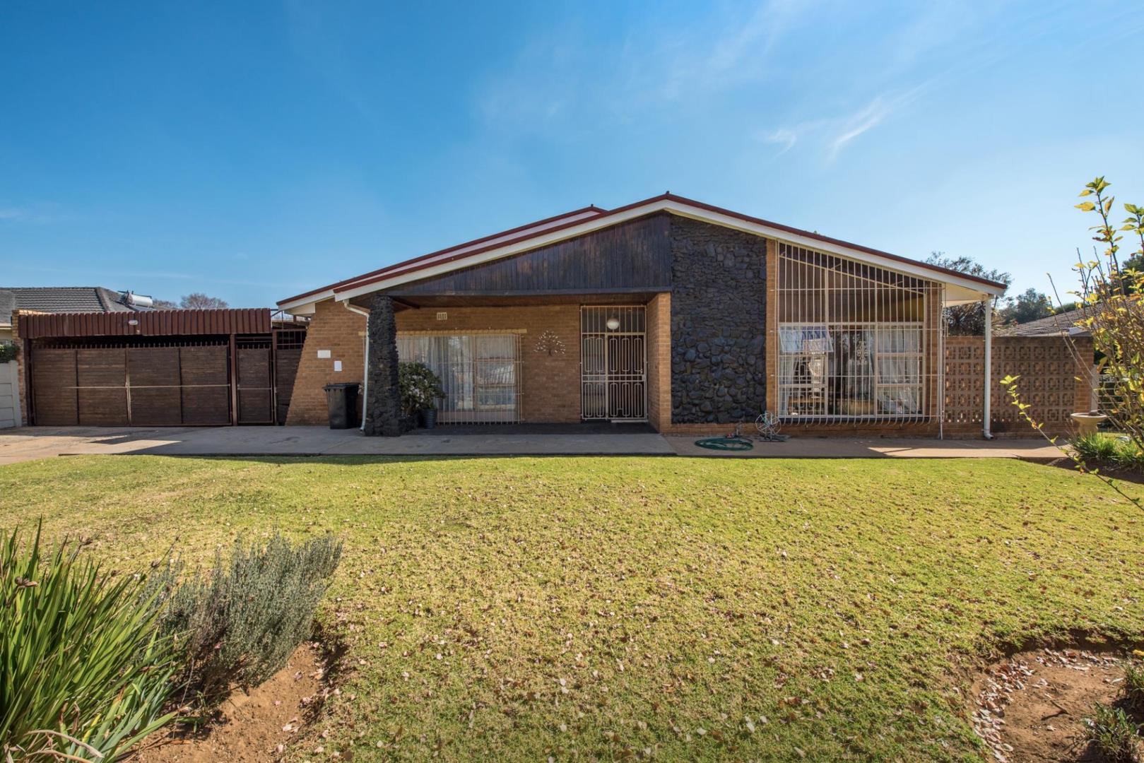 5 Bedroom House for sale in Petersfield P24114543726