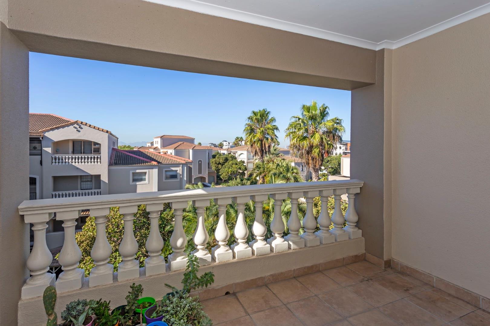 2 Bedroom Apartment / flat for sale in Bougain Villas Estate P24