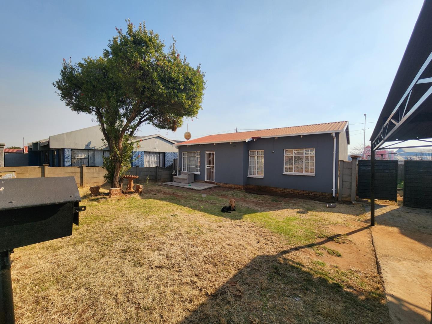 Riverlea, Johannesburg Property Houses for sale in Riverlea