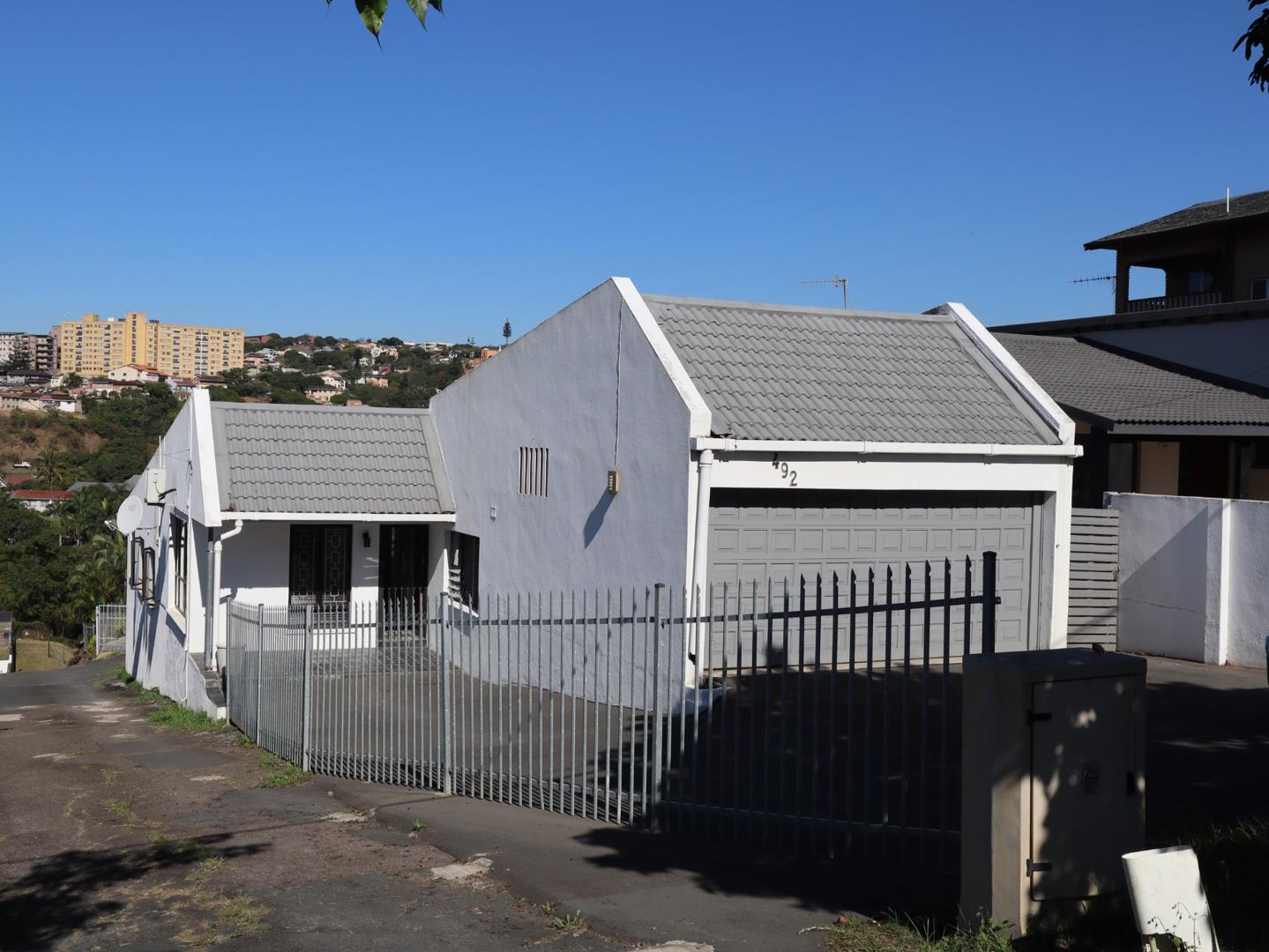 4 Bedroom House for sale in Reservoir Hills 492 Mountbatten Drive