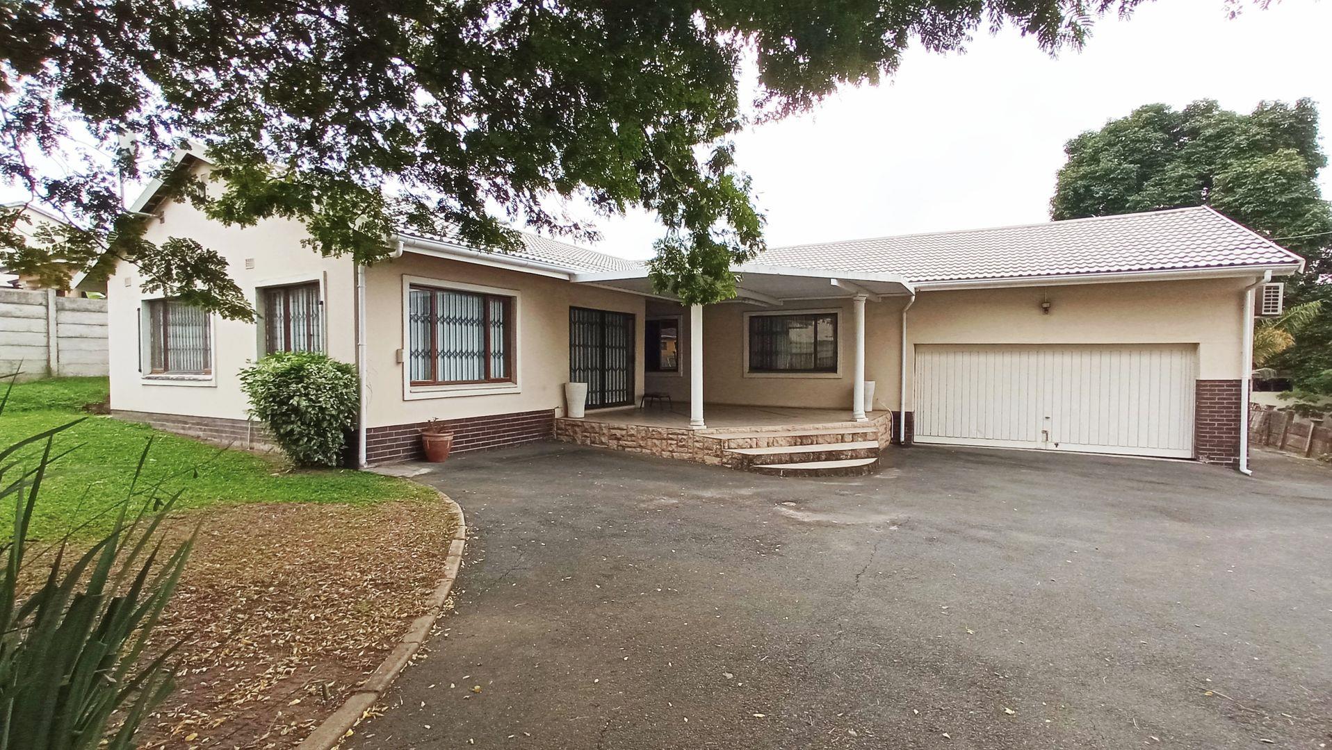 3 Bedroom House for sale in Yellowwood Park P24114546180