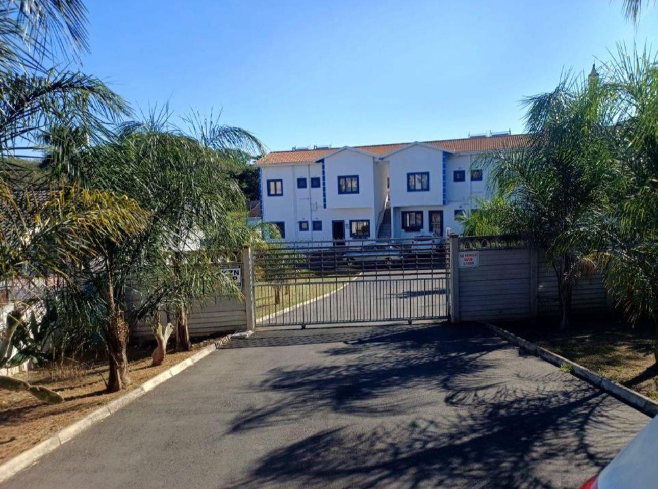 3 Bedroom House for sale in Sunford P24114341705