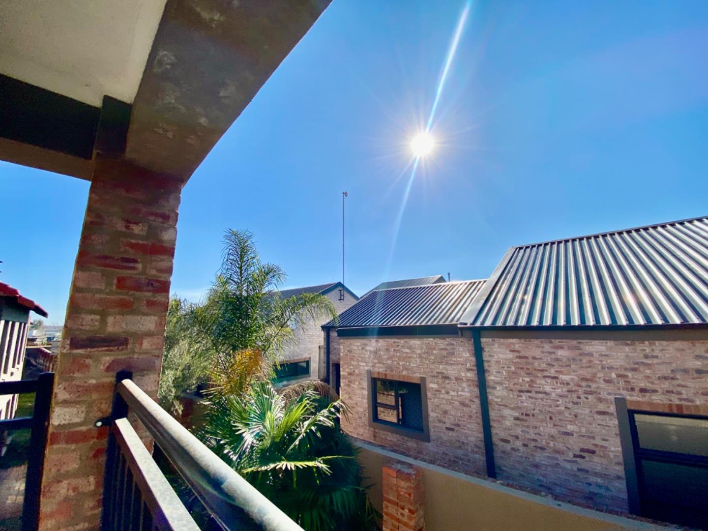 2 Bedroom Apartment / flat for sale in Tuscany Ridge 3 Kgaka Street