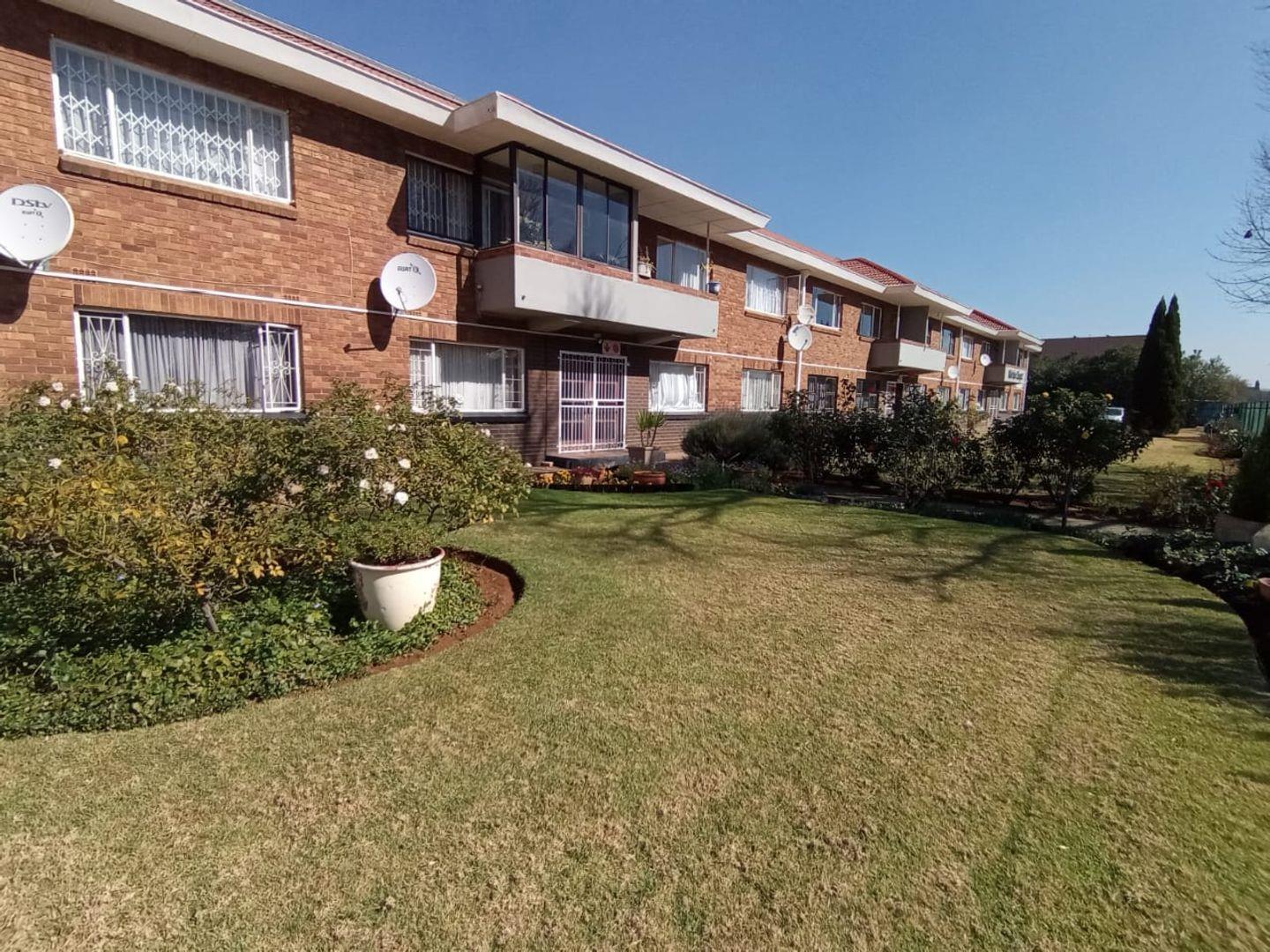 2 Bedroom Apartment / flat for sale in Three Rivers P24114547848